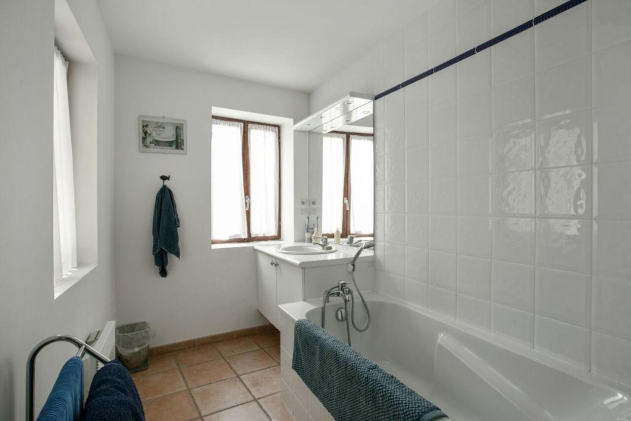 Vila Charming And Quaint 2-Bed House In Marseillan Exteriér fotografie